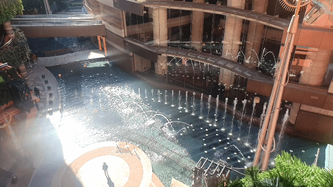 キャナルシティ博多の写真3枚目 - キャナルシティの噴水の写真2枚目